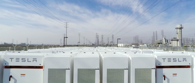tesla-postroit-akkumulyatornoe-khranilishche-elektroenergii-moshchnostyu-1-1-gvt-ch tesla-postroit-akkumulyatornoe-khranilishche-elektroenergii-moshchnostyu-1-1-gvt-ch